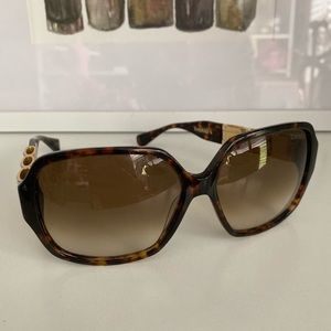 Bebe Gabrielle Tortoise Sunglasses w/Brwn Gradient